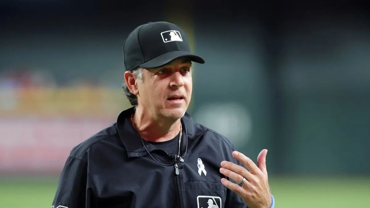 James Hoye, șeful echipei de arbitri la Finala Mondială 2026: Rays vs. Brewers