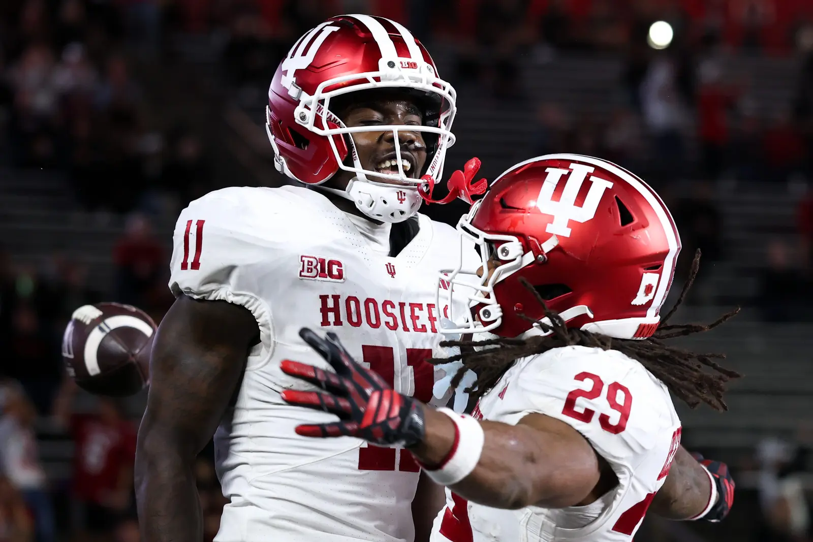 Misterul quarterback-ului: Michigan vs. Indiana, sâmbătă la Ann Arbor