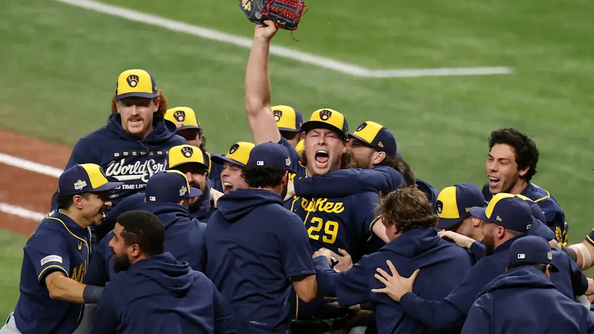 Istorie scrisă la Milwaukee: Brewers cuceresc primul titlu World Series